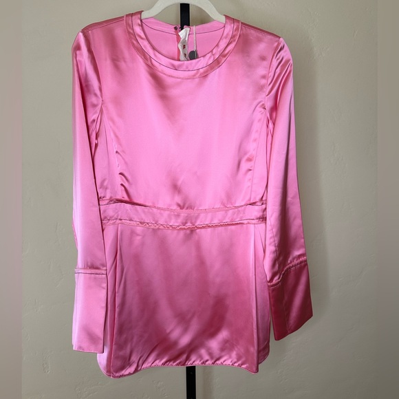 Marni Tops - Marni NWT Camellia Satin Long Sleeve pink crewneck blouse Sz 40 (US 4)